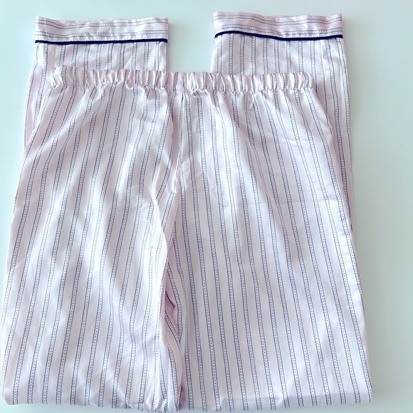 Gilligan and O’Malley Silky Satin Pajama Set Sz XS Drawstring Pants Pink Striped - Picture 11 of 11